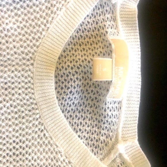 Michael Kors adorable top - Picture 2 of 7